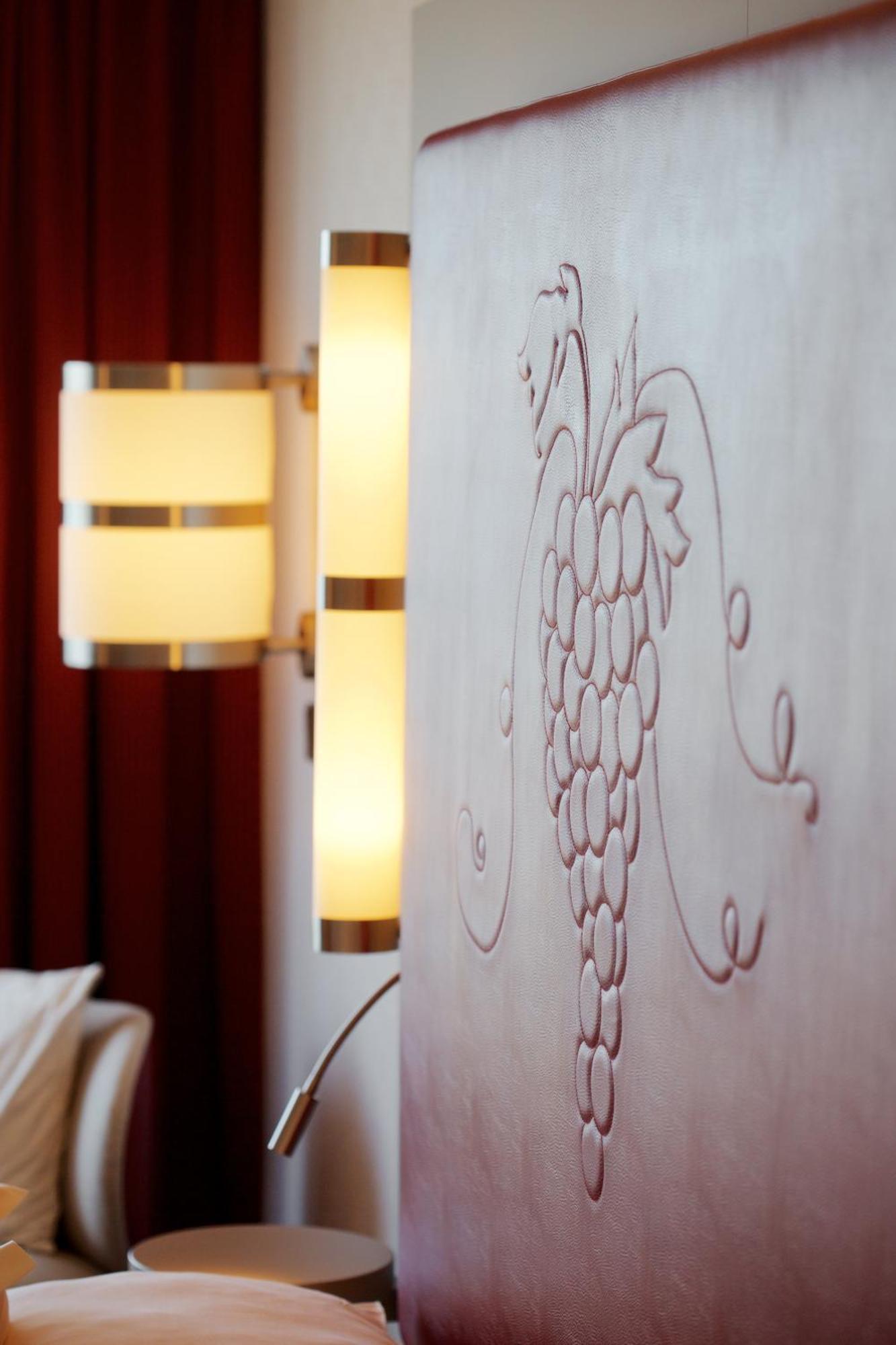 Bio-Seehotel Zeulenroda Екстер'єр фото